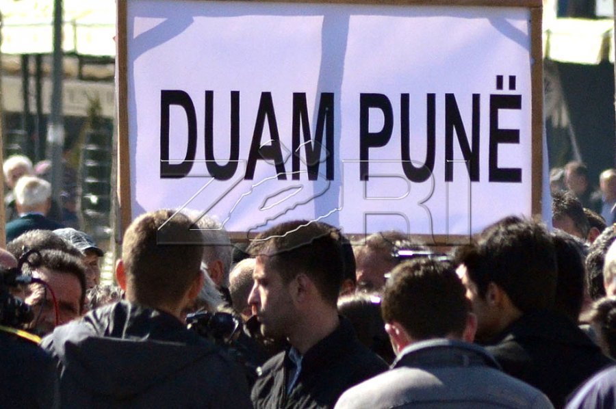 Kosova mes emigrimit të të rinjve dhe ardhjes së punëtorëve të huaj