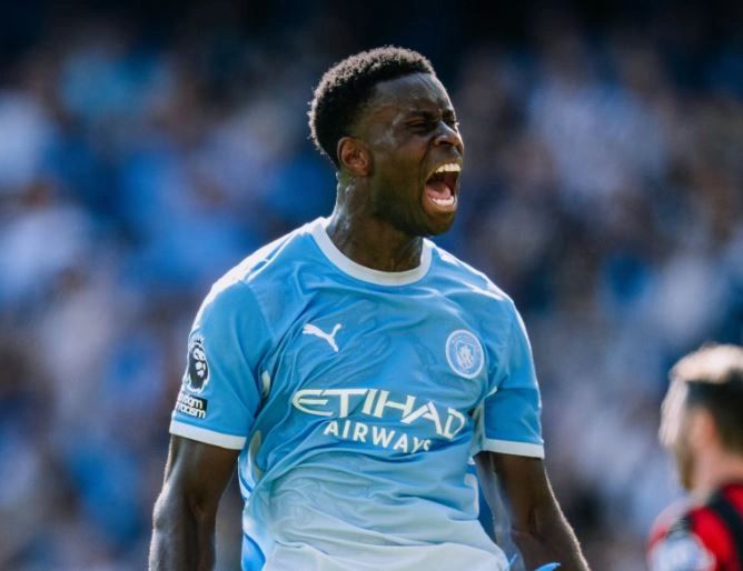 Manchester City përmbys Bournemouthin 2-1 me golin vendimtar të Joško Gvardiol në minutën e 91-të në debutimin e trajnerit Enzo Maresca.