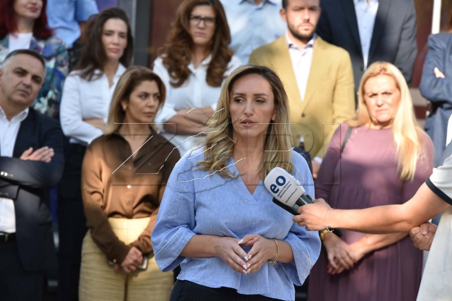 Deputetët e AAK-së dhe PDK-së kërkojnë formimin urgjent të Qeverisë së Kosovës