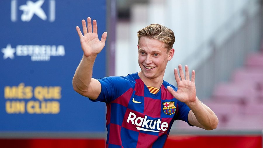 Frenkie de Jong mbetet në Barcelonë, edhe pse Manchester City ishte në garë