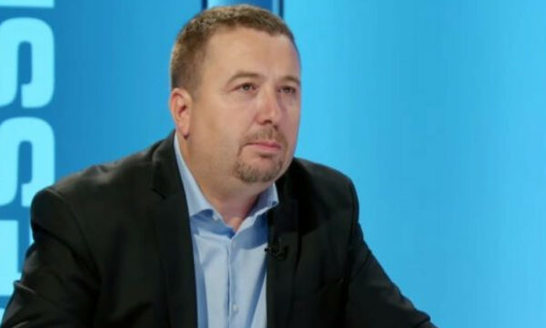 Si ndikojnë rrymat islame në sfidat politike të Kosovës ndaj Serbisë
