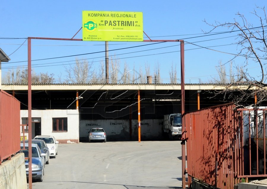 500 euro gjobë për hedhjen e mbeturinave në hapësira publike në kryeqytet
