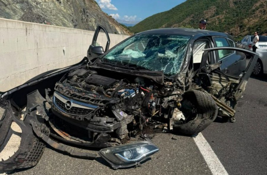 Numri i të vrarëve dhe të plagosurve nga aksidentet rrugore në Shqipëri u rrit në 1,187 persona në shtatë muajt e parë të vitit 2026, nga 1,070 një vit më parë.
