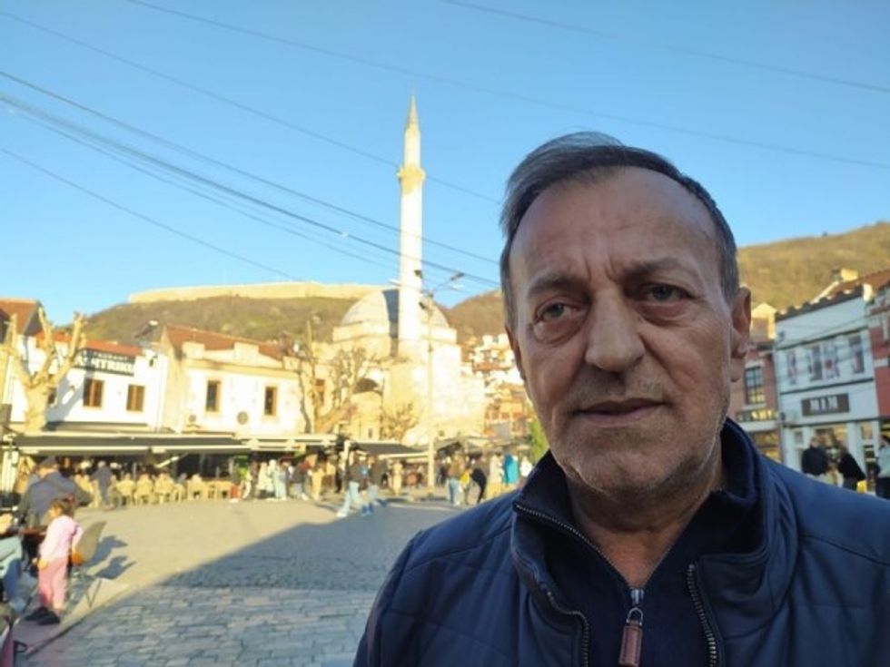 Ratko Mladiq vdiq në moshën 84 vjeçare gjatë vuajtjes së dënimit me burgim të përjetshëm për gjenocid në Bosnjë e Hercegovinë.