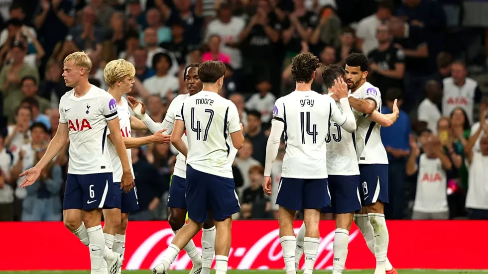 Tottenham revolucionon skuadrën me investime rekord dhe tetë nënshkrime