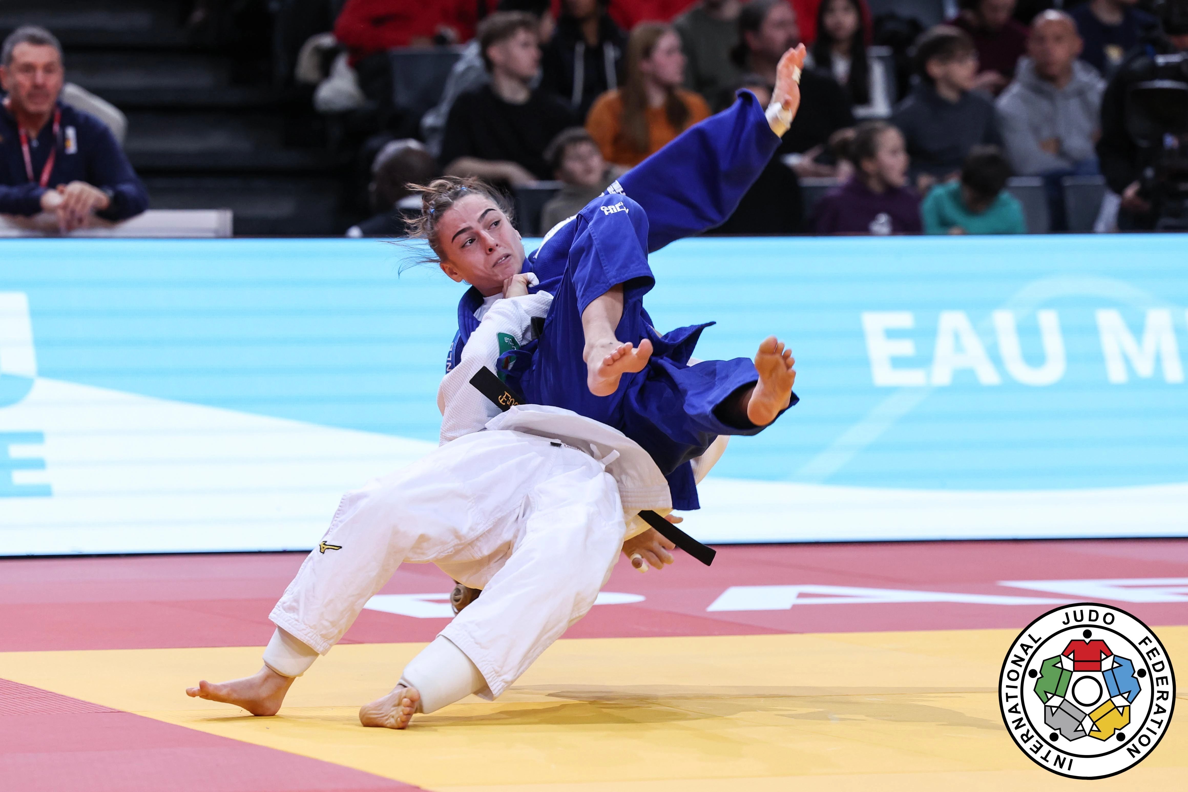 Erza Muminoviq sfidon fatin në repasazh për medaljen në Taranto 2026
