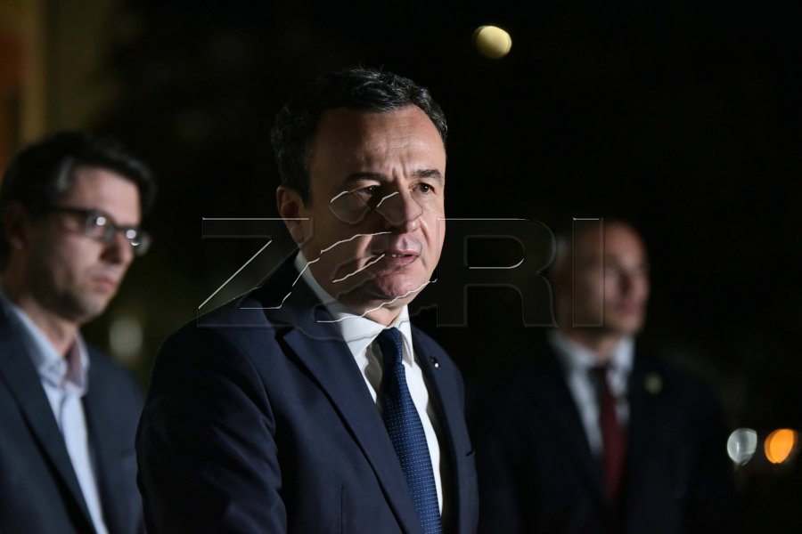 Në takimin e shtunën në mbrëmje me Kurti dhe Abdixhikun mori pjesë edhe ish-presidentja Vjosa Osmani.
