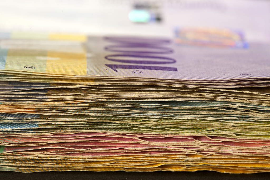 Financimi i partive zvicerane në vitin 2025: rënie dhe ndryshime në burimet e të ardhurave