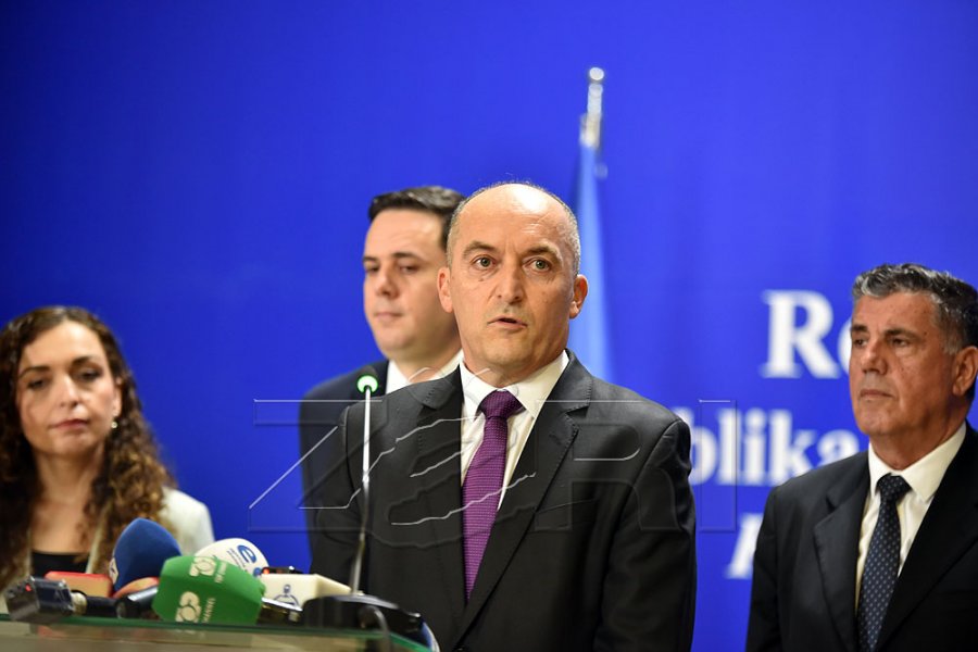 Shqiptarët e Amerikës kërkojnë bashkim për zgjedhjen e Bekim Sejdiut president