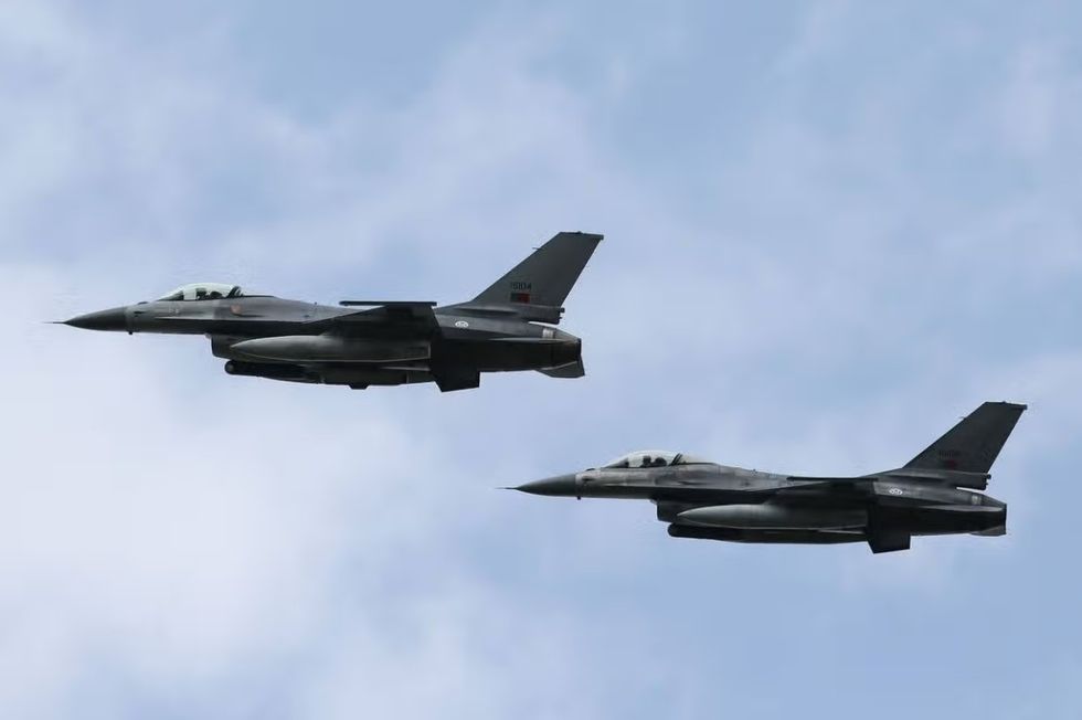 NATO ngrit bombardues në fluturim si përgjigje ndaj dronëve rusë në hapësirën ajrore të Estonisë.