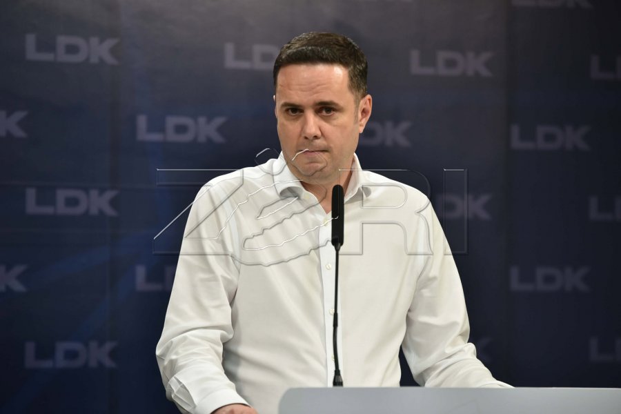 Abdixhiku kërkon falje dhe shpreh zhgënjim për situatën politike në LDK
