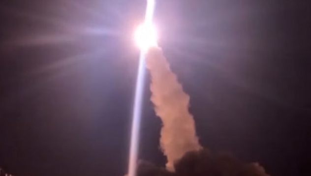 Irani ka kryer sulme me raketa dhe dronë ndaj objektivave amerikane në Jordani, Kuvajt, Irak dhe Bahrein, duke interceptuar 13 raketa balistike në Jordaninë.