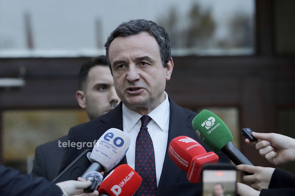 Marrëveshja politike mes Kurtit dhe LDK-së në provë, zgjedhjet ende në ajër