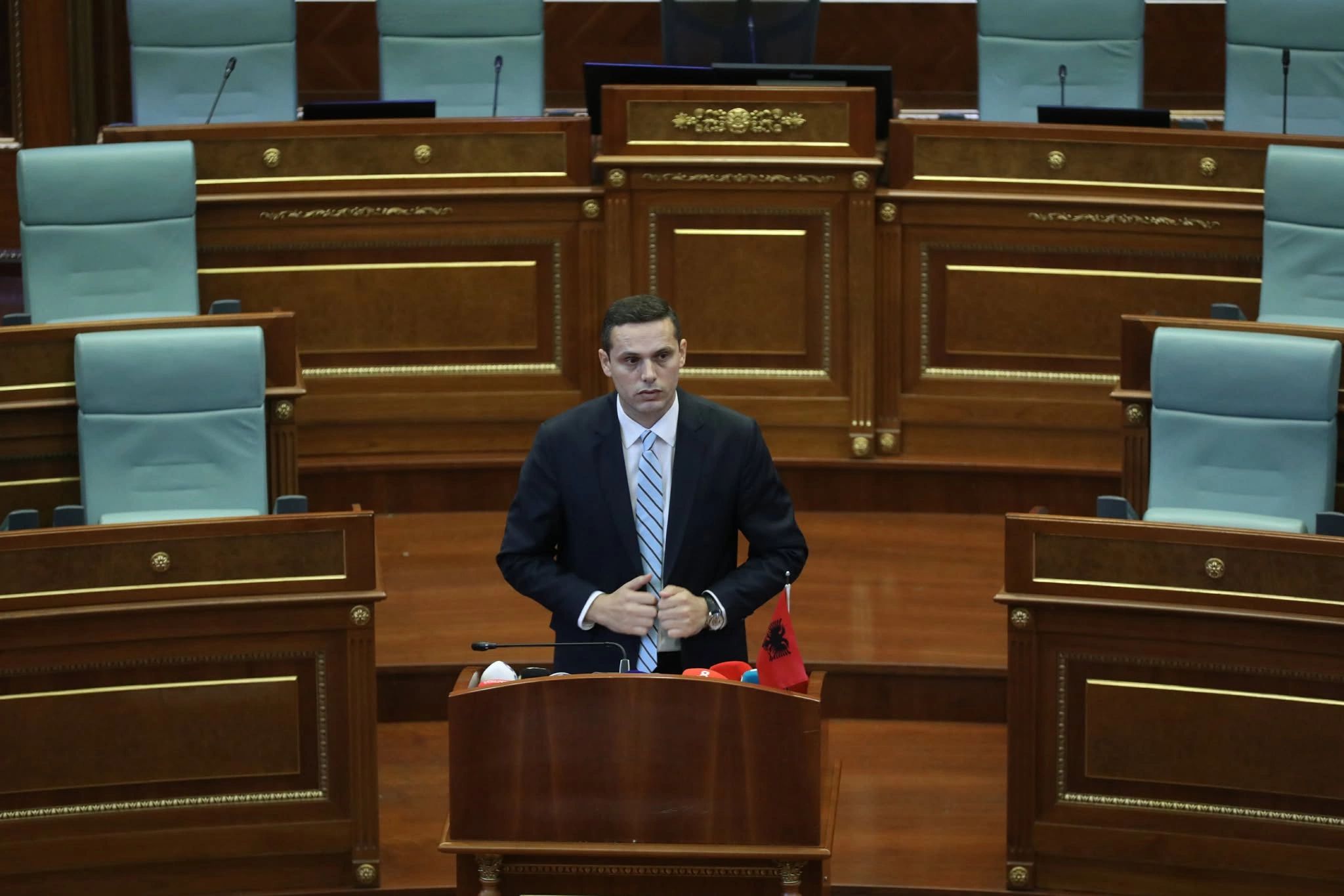 PDK kundërshton vonesat në seancën konstituive dhe thekson rëndësinë e Kushtetutës