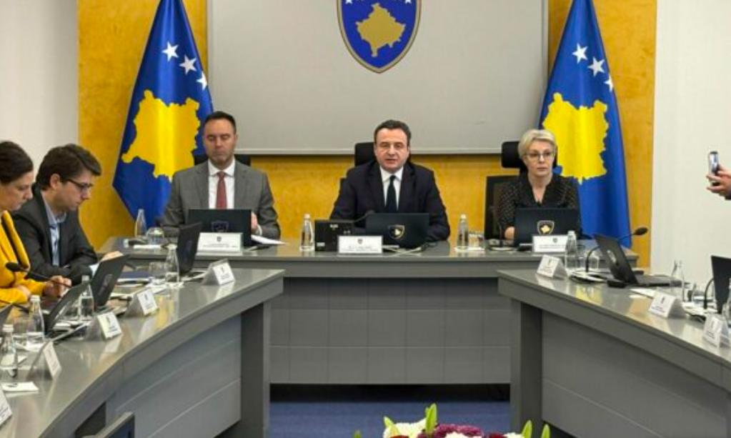 Shpenzimet qeveritare tejkalojnë të hyrat për herë të parë në tremujorin e dytë të 2026
