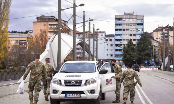 NATO nis largimin gradual nga Ura e Ibrit, por pa afate të qarta