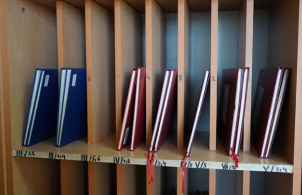 Një javë pa ditarë në shkollat e Kosovës, mësimdhënësit përdorin fletë të printuara