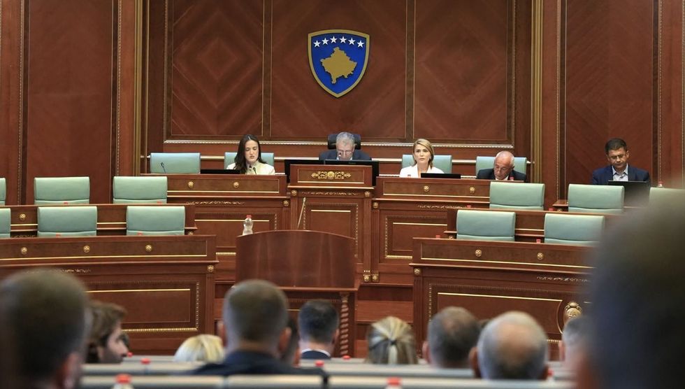 Kosova në prag të krizës për zgjedhjen e presidentit: Kompromis apo zgjedhje të reja?
