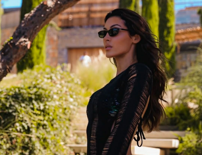 Nora Istrefi ndez rrjetin me paraqitjen e fundit nga pushimet luksoze