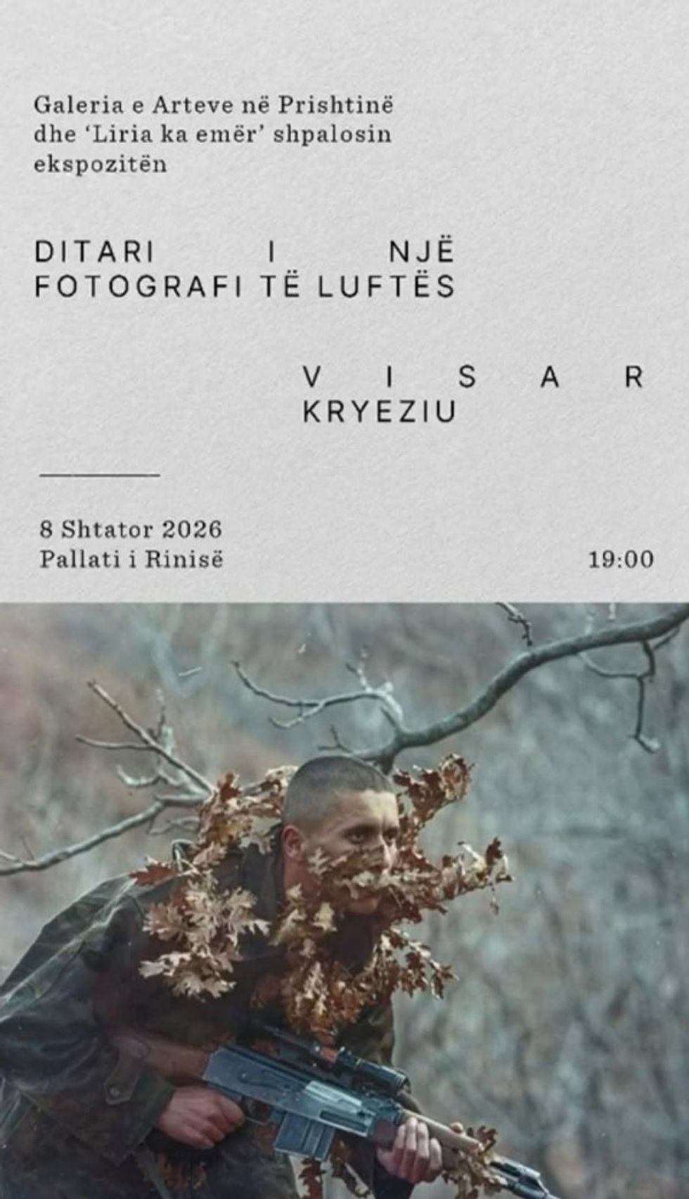 “Ditari i një fotografi të luftës” – Ekspozita që rikthen kujtimet e UÇK-së në Prishtinë