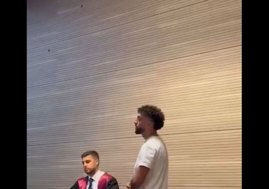 Gjykata ka pranuar marrëveshjen për pranimin e fajësisë nga ana e këngëtarit Gjesti në çështjen kundër Erkand Shabanit.