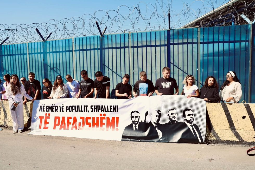 Aktivistët kërkojnë pafajësi për ish-krerët e UÇK-së para EULEX-it