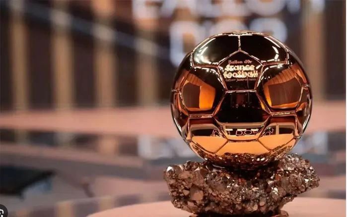 Pesë trajnerët e nominuar për çmimin “Trajneri i Vitit” 2026 janë Mikel Arteta, Luis de la Fuente, Unai Emery, Vincent Kompany dhe Luis Enrique.