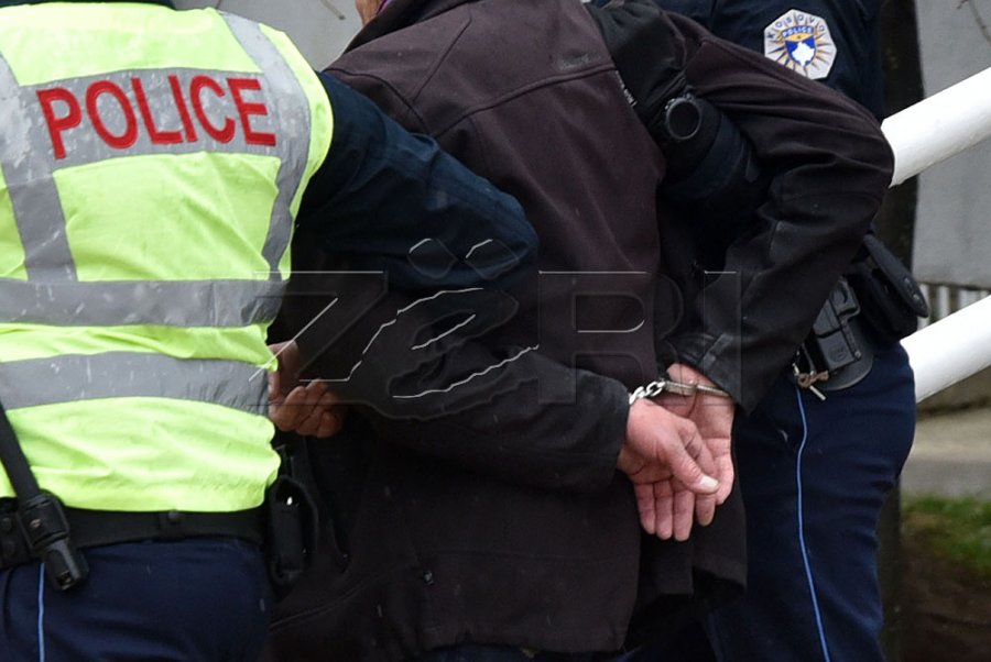 Një mjek i Qendrës Kryesore të Mjekësisë Familjare në Leposaviq është arrestuar për moslajmërim të vdekjes së dyshimtë të një gruaje.