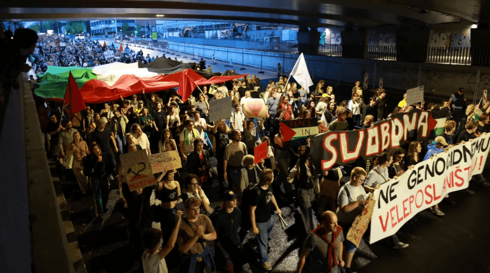 Protesta masive në Slloveni kundër hapjes së ambasadës izraelite