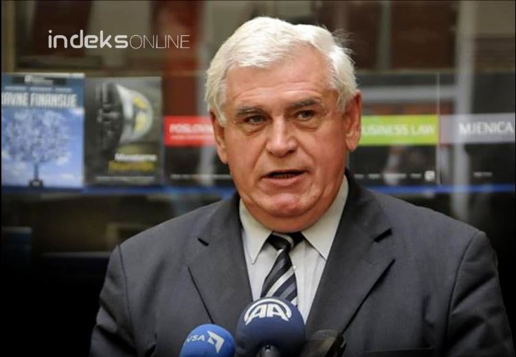 Përçarjet politike në Kosovë: Si po pengohet zgjedhja e presidentit dhe çfarë rrezikon vendi