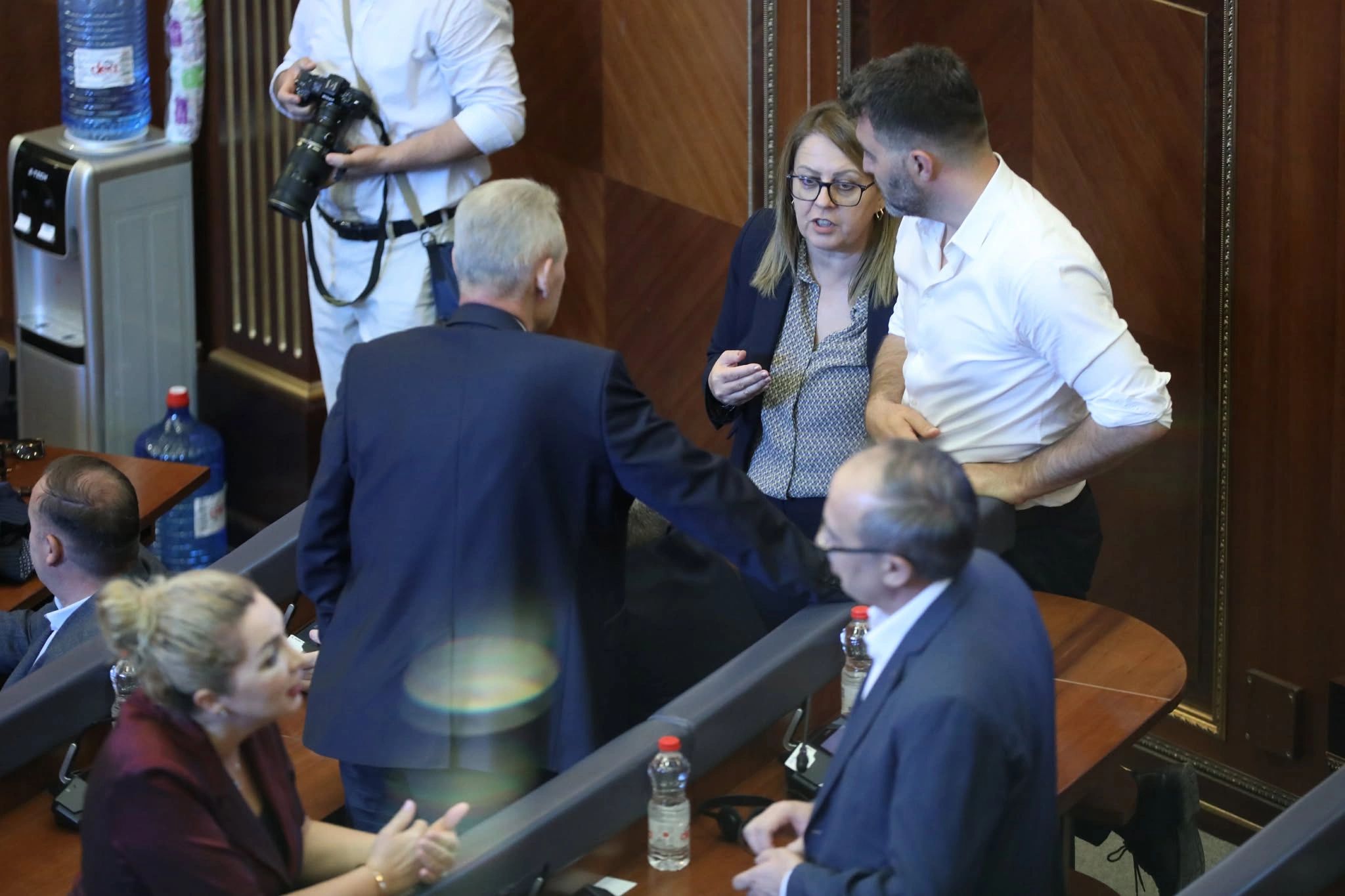 Hykmete Bajrami kërkon që shkelja e Kushtetutës të kriminalizohet dhe të jetësohet nisma e IKD-së në Kuvend.