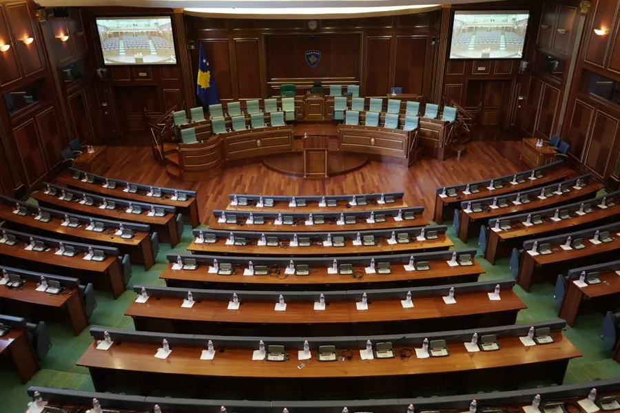 Seanca konstituive e Kuvendit të Kosovës vazhdon sot në orën 14:00 për zgjedhjen e nënkryetarëve.