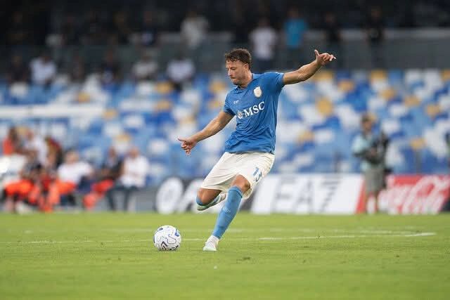 Napoli rikthehet me fitore, Rrahmani shkëlqen në mbrojtje