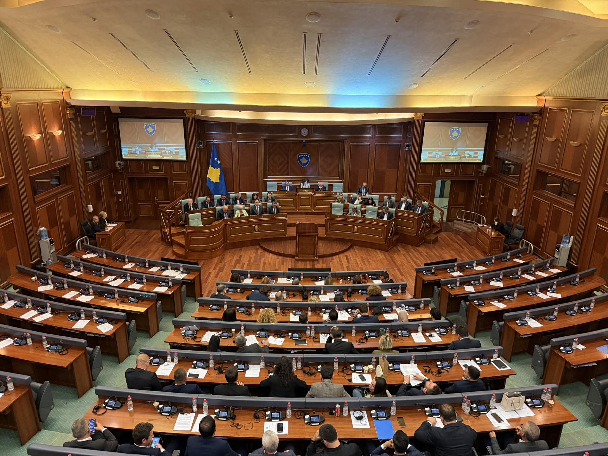 Kandidatura surprizë për presidente: Hatixhe Hoxha në garë