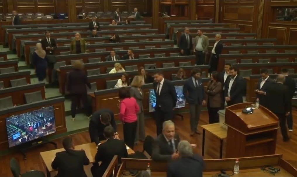 Behrami akuzon LVV-në për krijimin e fajtorëve të paqenë në procesin e zgjedhjes së Presidentit