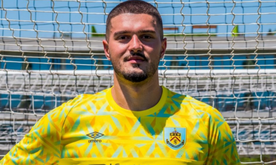 Aro Muriq konfirmon largimin nga Sassuolo pas dy ndeshjeve të fundit të sezonit.