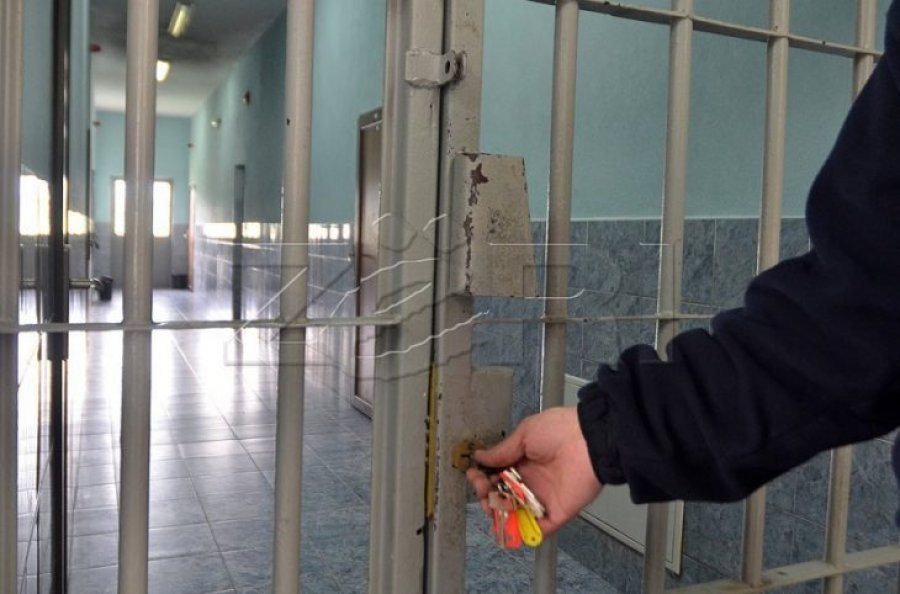 I dyshuari për kanosje ndaj ish-gruas në Obiliq është dërguar në mbajtje me vendim të prokurorit.