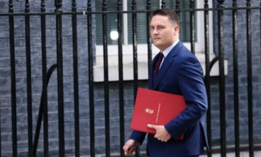 Kriza në Partinë Laburiste: Dorëheqja që tronditi qeverinë britanike