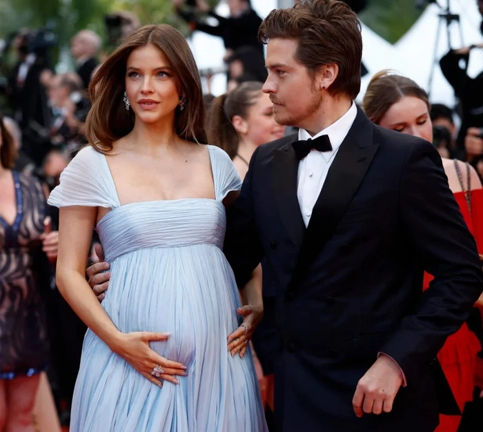 Barbara Palvin dhe Dylan Sprouse presin fëmijën e tyre të parë në Cannes