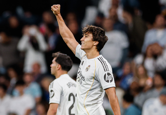 Real Madridi triumfon ndaj Oviedos me dy gola të rëndësishëm