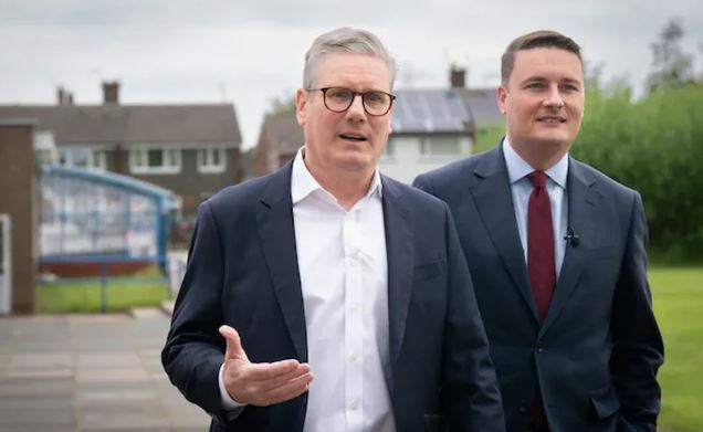 Ditë vendimtare për kryeministrin britanik dhe sfidat e tij të brendshme