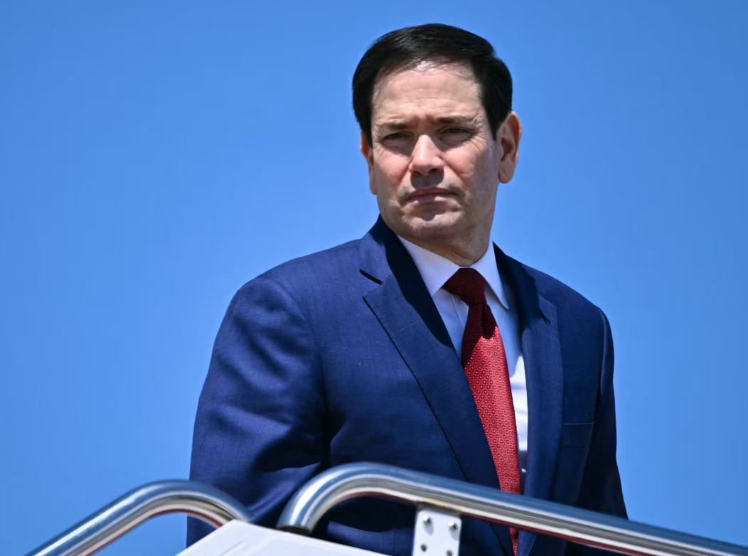 Si Marco Rubio anashkaloi sanksionet kineze me një ndryshim emri