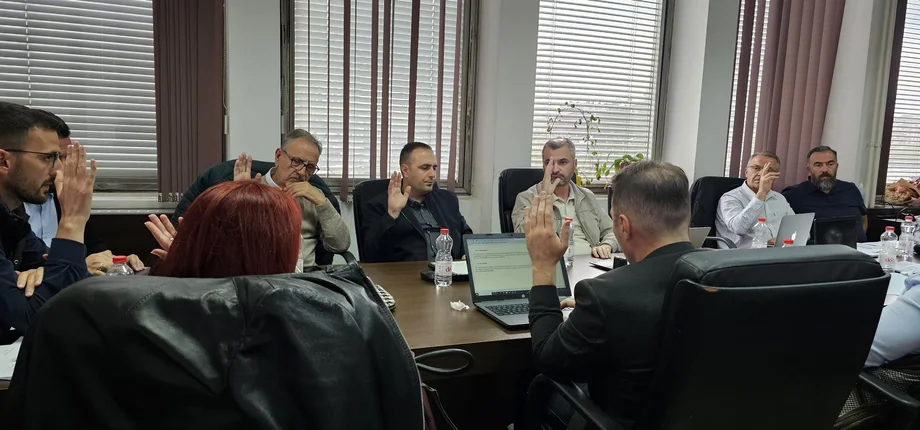 AGK dhe disa organizata shprehin zhgënjim për emërimin e Rilind Gërvallës si U.D i RTK-së.