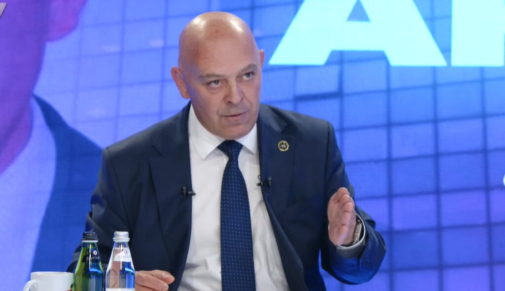 AAK-ja dhe shpresa për një Kosovë jashtë skamjes pas 7 qershorit