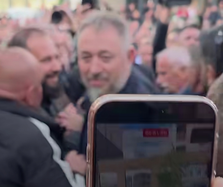 Sami Lushtaku është liruar në procedurë të rregullt pas intervistimit lidhur me sulmin ndaj Hysni Mehanit.