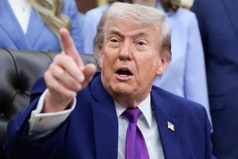 Administrata amerikane po shqyrton rikthimin e veprimeve ushtarake kundër Iranit për shkak të gjendjes kritike të armëpushimit.