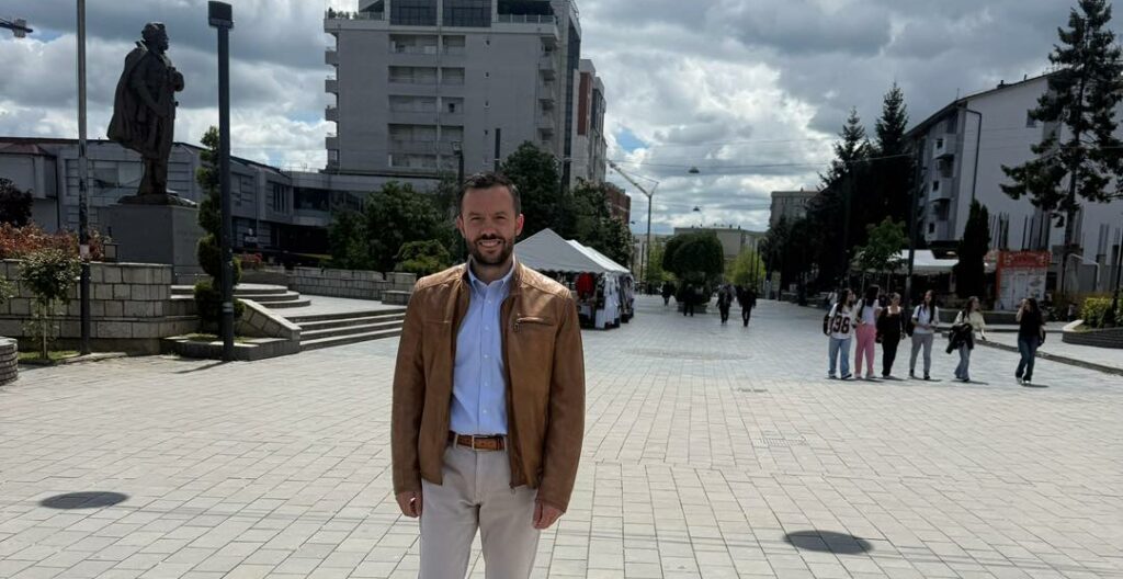 Thirrje për unitet pas përplasjes në Skenderaj: Politika si urë bashkimi