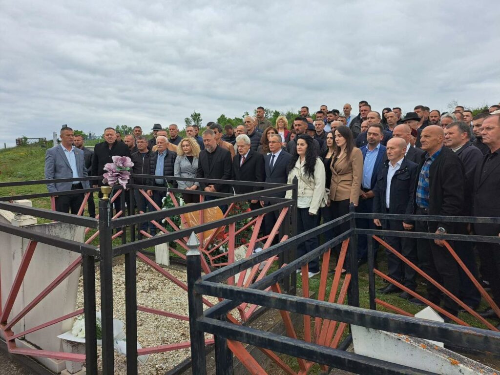 Përkujtimi i 45-vjetorit të rënies së Tahir dhe Nebih Mehas nga OVL e UÇK-së