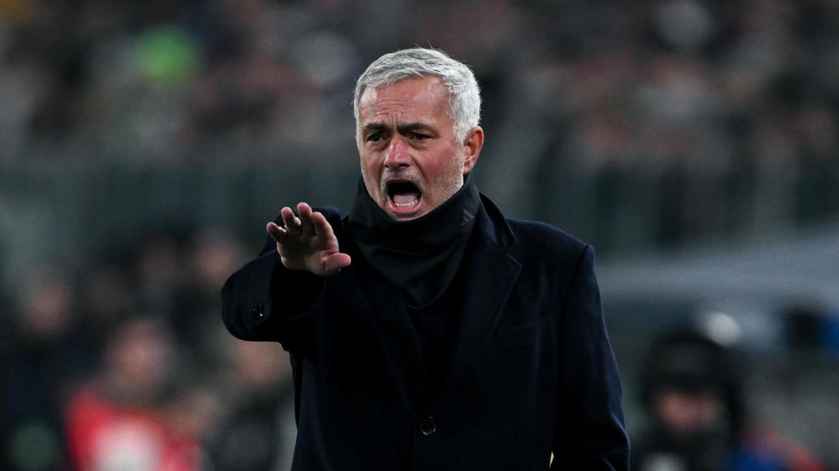 Mourinho pranë rikthimit në Madrid pas klauzolës së lirimit