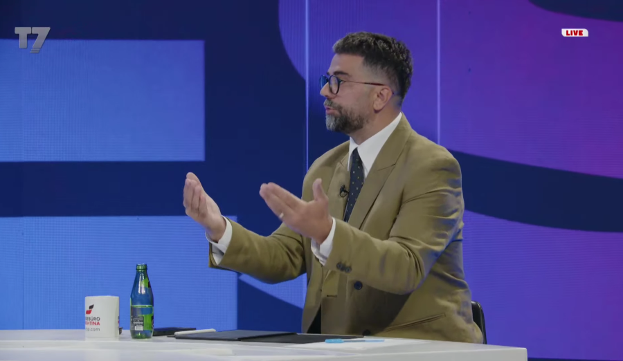 Paniku dhe akuzat për inskenim në Skenderaj: Behrami për situatën dhe Kurti-n